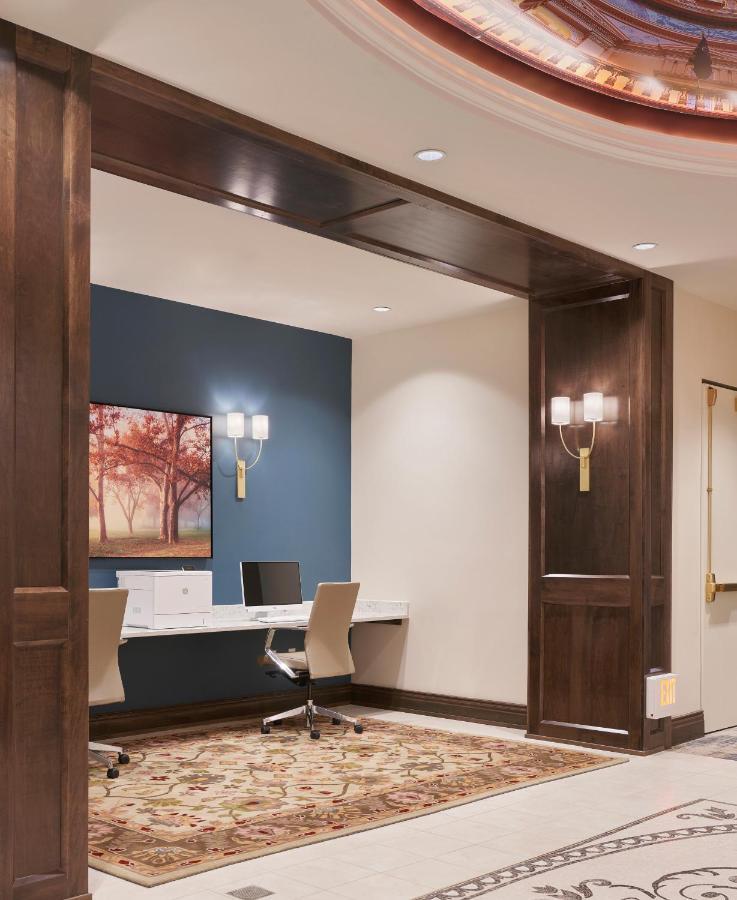 The Inn At Meadowbrook Overland Park Exterior foto